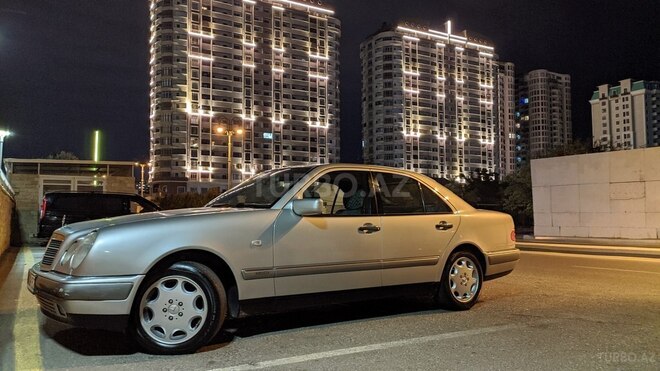 Mercedes E 230 1997, 234,000 km - 2.3 l - Bakı