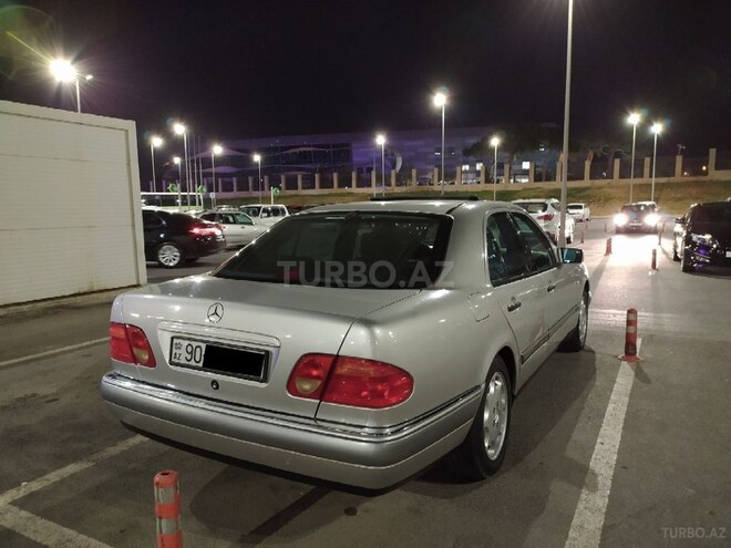 Mercedes E 230 1997, 234,000 km - 2.3 l - Bakı