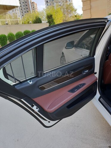 BMW 740 2009, 103,000 km - 3.0 л - Bakı
