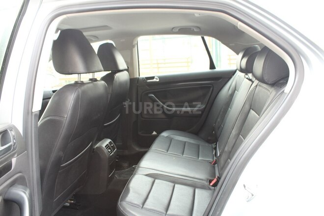 Volkswagen Jetta 2010, 170,000 km - 2.0 л - Bakı