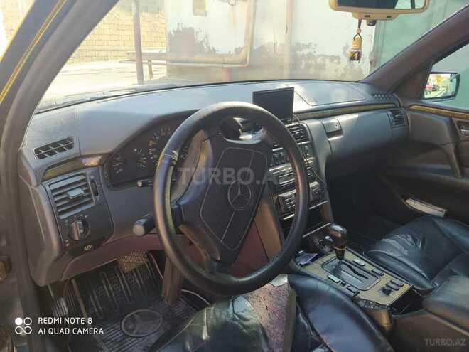 Mercedes E 300 1995, 570,000 km - 3.0 l - Bakı
