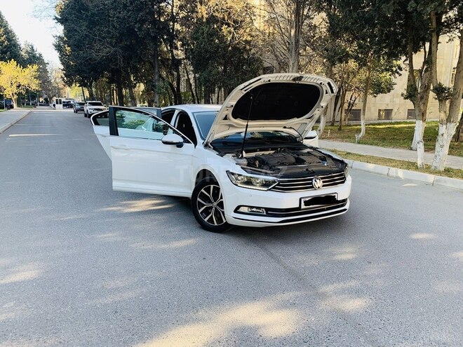 Volkswagen Passat 2017, 65,000 km - 1.8 l - Bakı