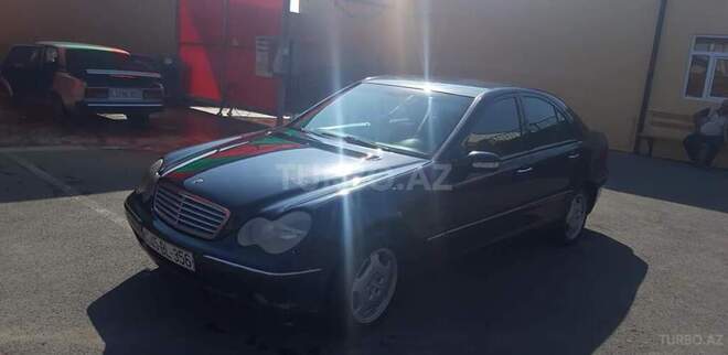 Mercedes C 220 2000, 200,000 km - 2.2 l - Gəncə