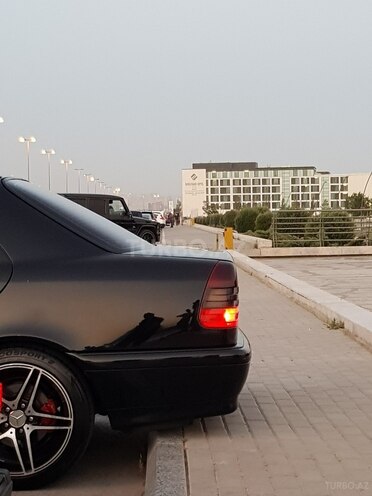 Mercedes C 240 1998, 325,000 km - 2.4 l - Bakı