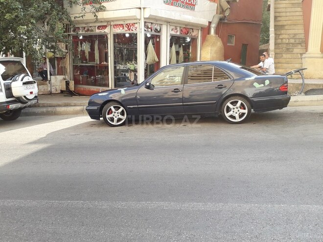 Mercedes E 200 1996, 250,000 km - 2.0 l - Bakı