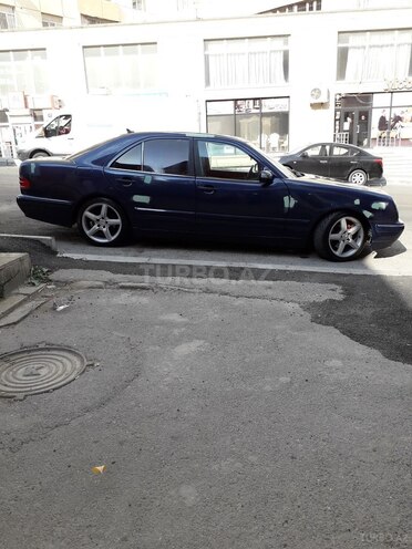 Mercedes E 200 1996, 250,000 km - 2.0 l - Bakı