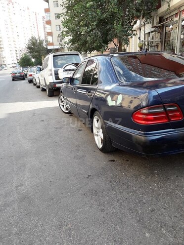 Mercedes E 200 1996, 250,000 km - 2.0 l - Bakı