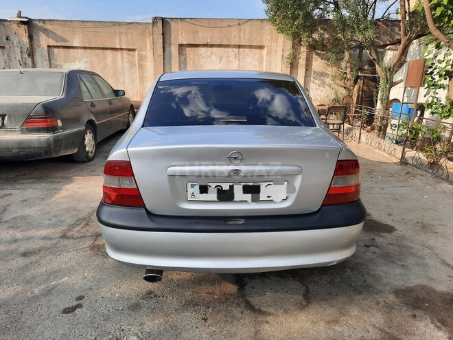 Opel Vectra 1998, 258,000 km - 2.0 l - Bakı