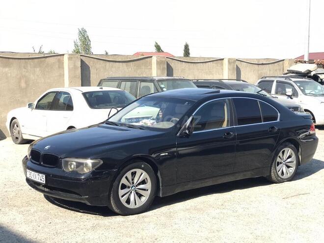 BMW 745 2003, 295,000 km - 4.4 л - Xırdalan