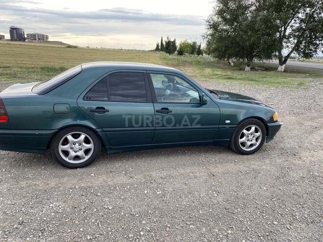 Mercedes C 240 2000, 330,500 km - 2.6 l - Bakı