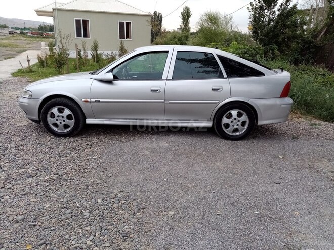 Opel Vectra 1999, 432,300 km - 1.8 l - Mingəçevir