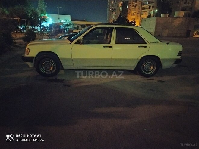 Mercedes 190 1992, 328,500 km - 1.8 l - Bakı