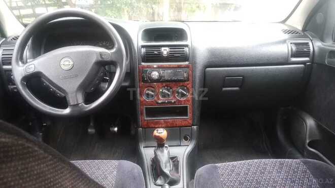 Opel Astra 1998, 135,000 km - 1.6 l - Bakı