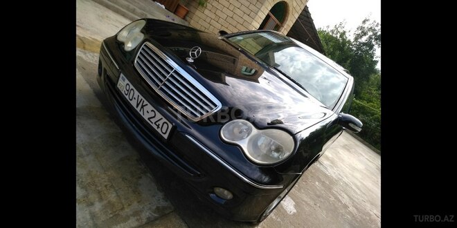 Mercedes C 240 2004, 180,067 km - 2.6 l - Şirvan