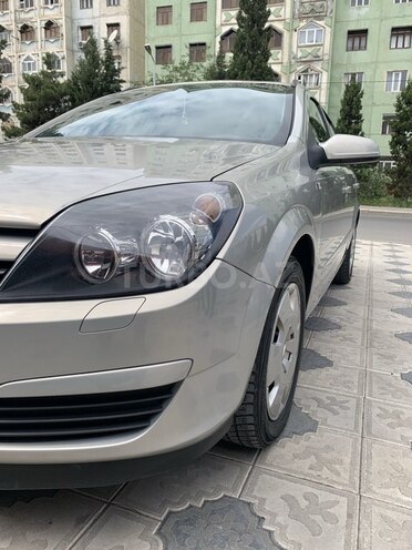 Opel Astra 2005, 201,000 km - 1.4 l - Gəncə