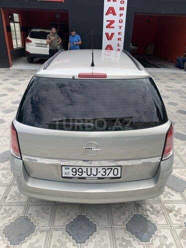 Opel Astra 2005, 201,000 km - 1.4 l - Gəncə