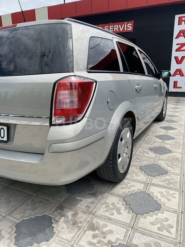 Opel Astra 2005, 201,000 km - 1.4 l - Gəncə