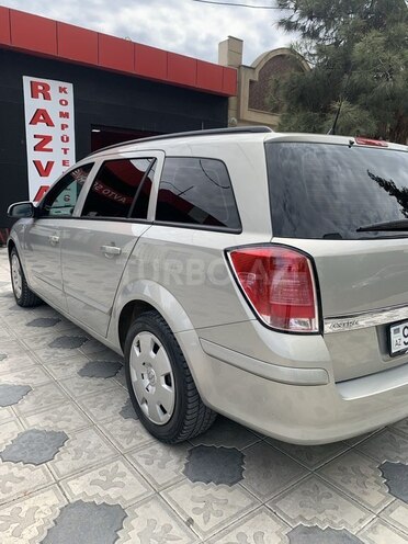 Opel Astra 2005, 201,000 km - 1.4 l - Gəncə
