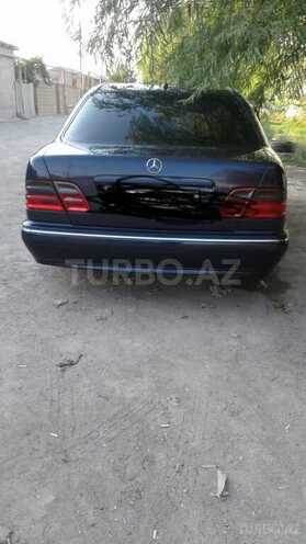 Mercedes E 220 1999, 289,898 km - 2.2 л - Bakı