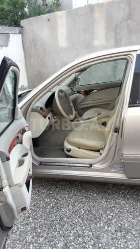 Mercedes E 200 2003, 300,000 km - 2.2 l - Bakı