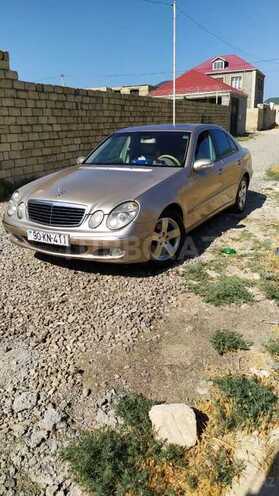 Mercedes E 200 2003, 300,000 km - 2.2 l - Bakı