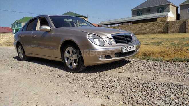 Mercedes E 200 2003, 300,000 km - 2.2 l - Bakı