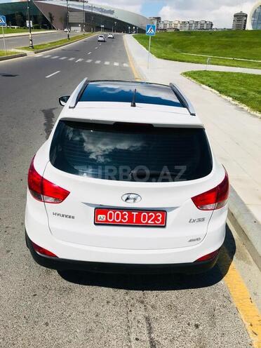 Hyundai ix35 2013, 116,732 km - 2.0 л - Bakı