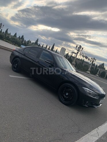 BMW 320 2014, 135,000 km - 2.0 л - Gəncə
