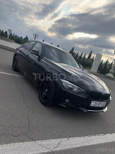 BMW 320 2014, 135,000 km - 2.0 л - Gəncə