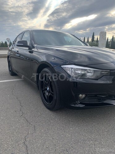 BMW 320 2014, 135,000 km - 2.0 л - Gəncə