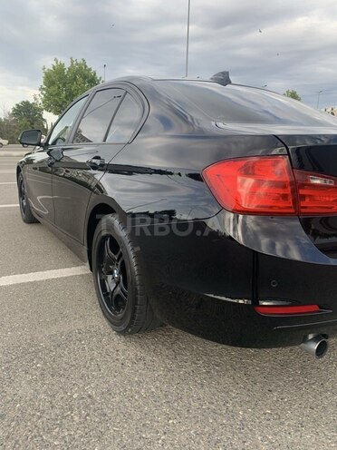 BMW 320 2014, 135,000 km - 2.0 л - Gəncə
