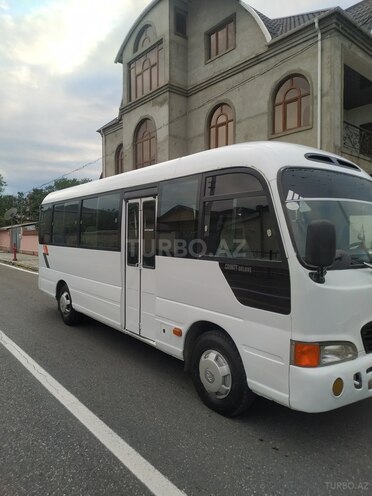 Hyundai County 2007, 563,000 km - 3.9 l - Quba