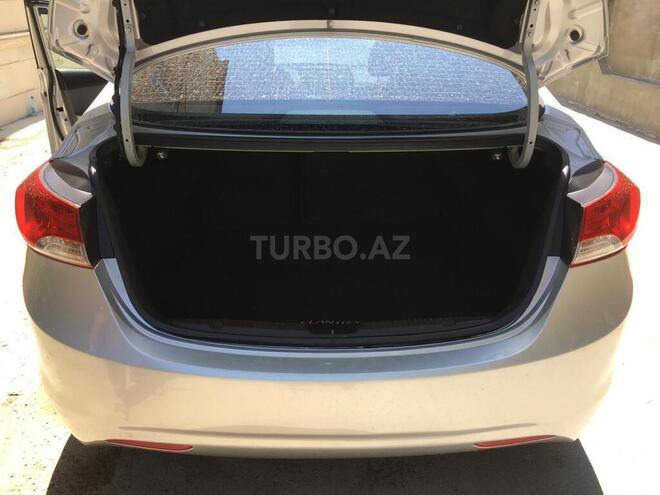 Hyundai Elantra 2011, 174,000 km - 1.8 l - Bakı