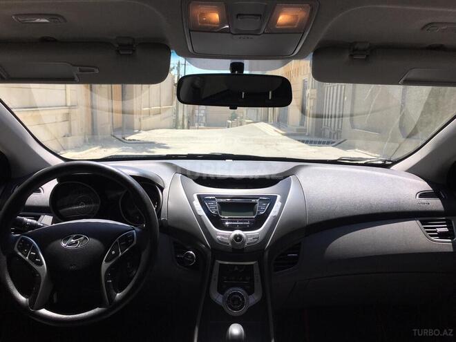 Hyundai Elantra 2011, 174,000 km - 1.8 l - Bakı