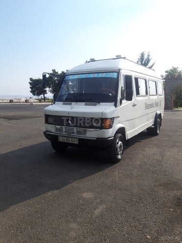 Mercedes 410 D 1992, 523,845 km - 2.9 l - Qax