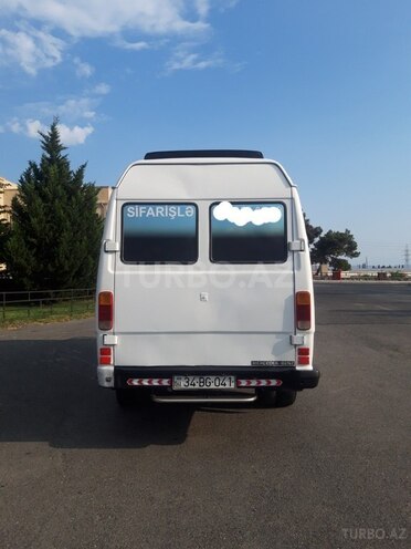 Mercedes 410 D 1992, 523,845 km - 2.9 l - Qax