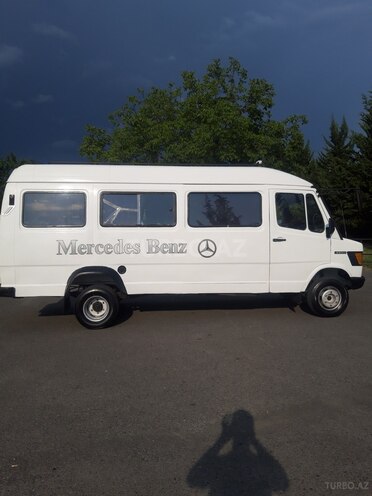 Mercedes 410 D 1992, 523,845 km - 2.9 l - Qax