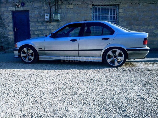BMW 318 1994, 358,000 km - 1.8 л - Sumqayıt