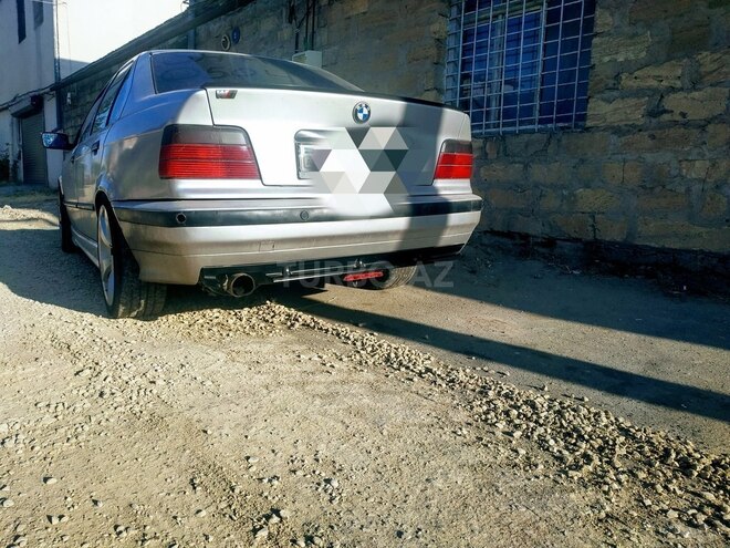 BMW 318 1994, 358,000 km - 1.8 л - Sumqayıt