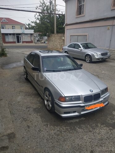 BMW 318 1994, 358,000 km - 1.8 л - Sumqayıt
