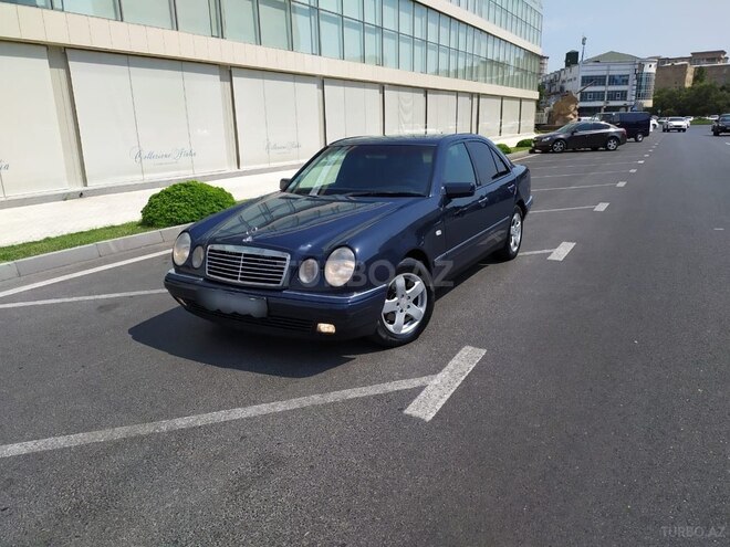 Mercedes E 220 1998, 324,000 km - 2.2 l - Bakı