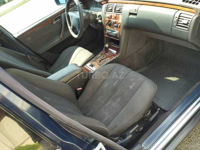 Mercedes E 220 1998, 324,000 km - 2.2 l - Bakı