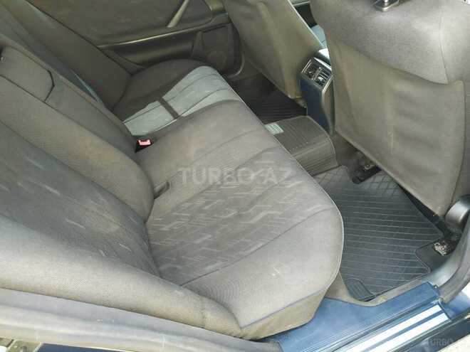 Mercedes E 220 1998, 324,000 km - 2.2 l - Bakı
