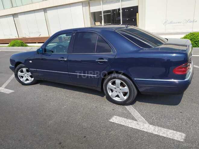 Mercedes E 220 1998, 324,000 km - 2.2 l - Bakı