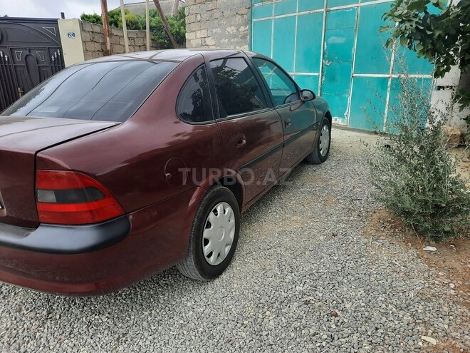 Opel Vectra 1997, 390,000 km - 1.8 l - Bakı