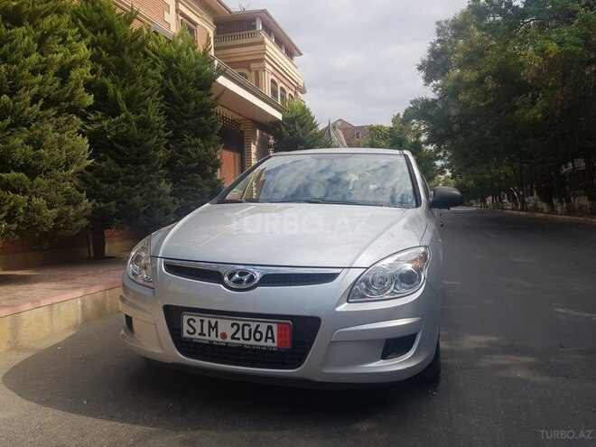 Hyundai i30 2008, 132,000 km - 1.4 л - Bakı