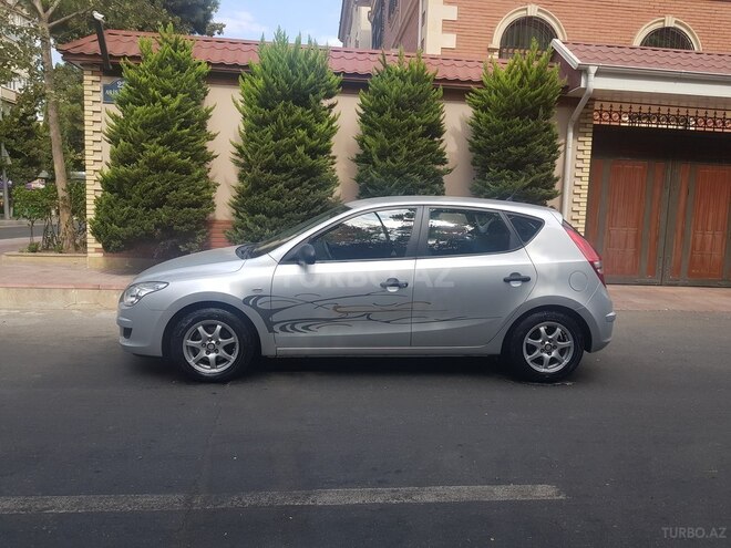 Hyundai i30 2008, 132,000 km - 1.4 л - Bakı