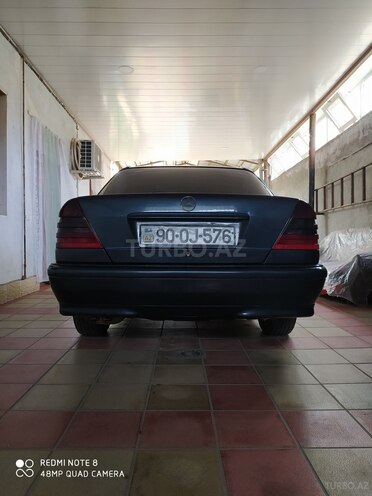 Mercedes C 200 1999, 497,000 km - 2.2 l - Gəncə