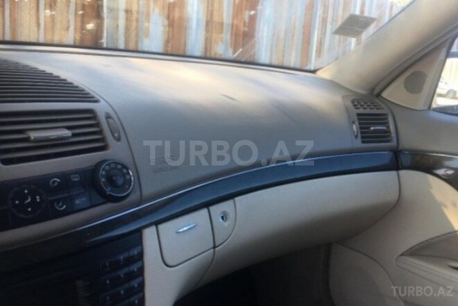 Mercedes E 240 2005, 277,000 km - 2.6 l - Ağcabədi