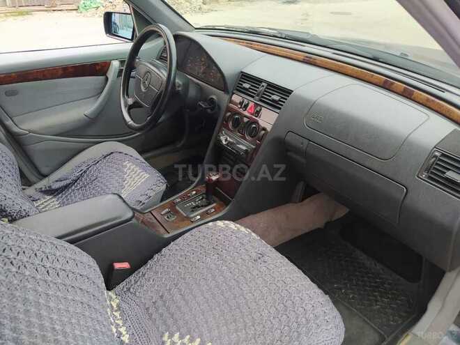 Mercedes C 240 1998, 232,582 km - 2.4 l - Xaçmaz